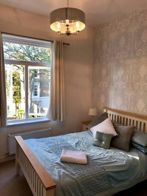 Spacious Apartment In The Heart Of Camden Town London Eksteriør billede
